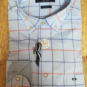 Camisa de cuadros azul claro